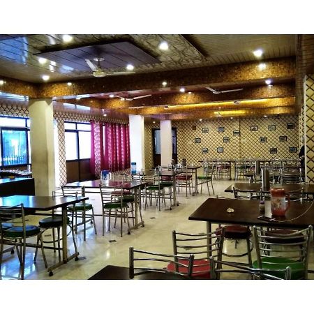 Hotel Dalhousie Grand Banikhet Dış mekan fotoğraf