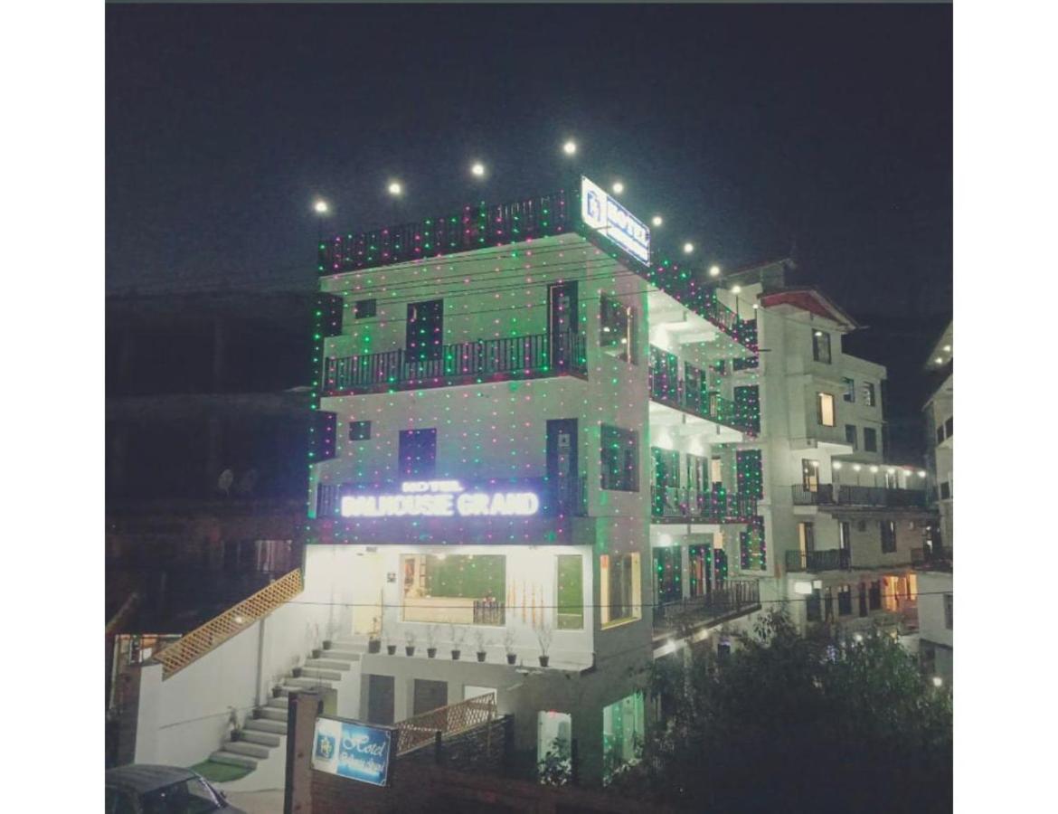 Hotel Dalhousie Grand Banikhet Dış mekan fotoğraf