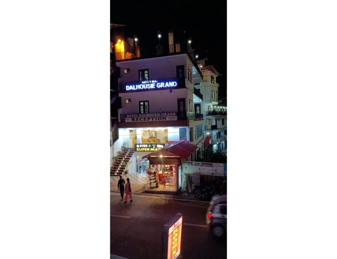 Hotel Dalhousie Grand Banikhet Dış mekan fotoğraf