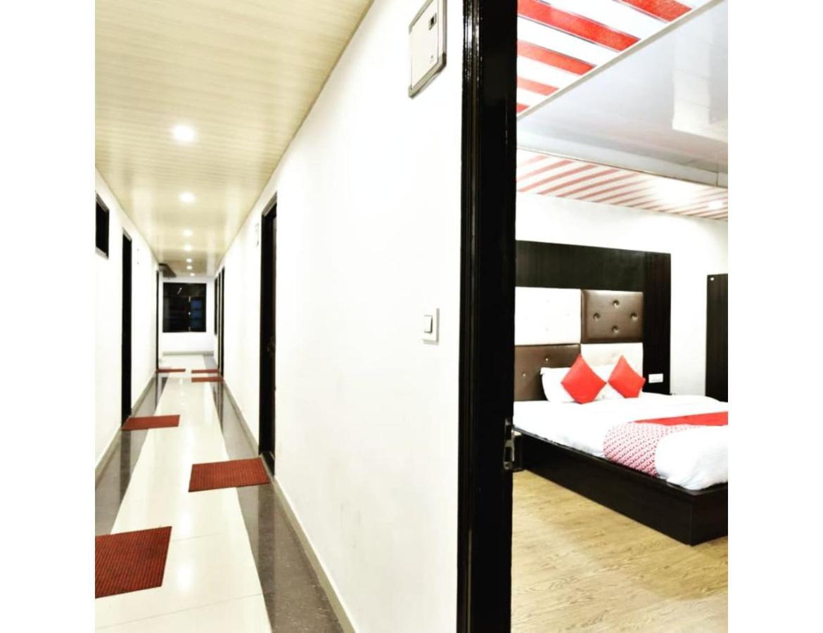 Hotel Dalhousie Grand Banikhet Dış mekan fotoğraf