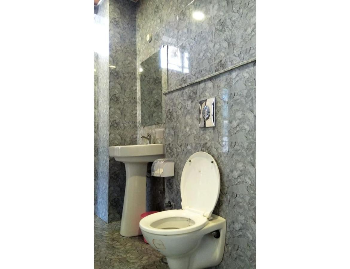 Hotel Dalhousie Grand Banikhet Dış mekan fotoğraf