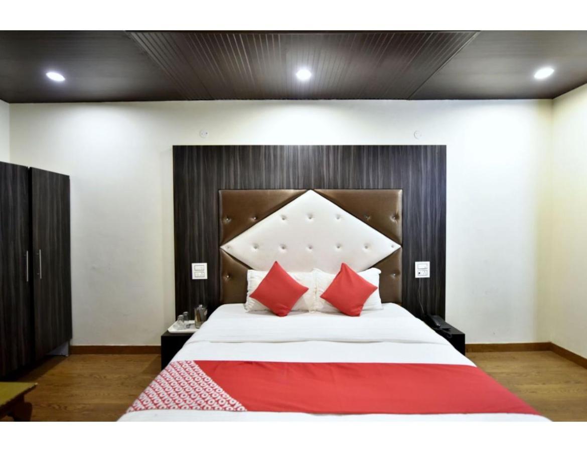 Hotel Dalhousie Grand Banikhet Dış mekan fotoğraf