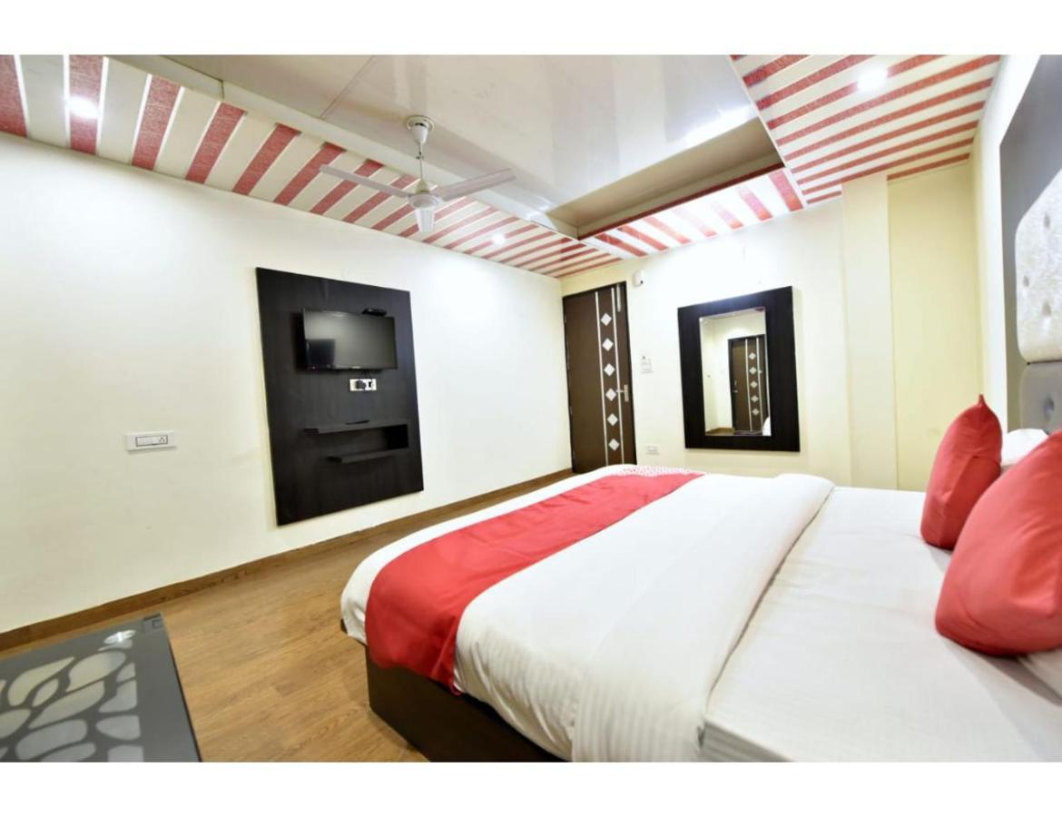 Hotel Dalhousie Grand Banikhet Dış mekan fotoğraf